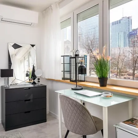 Apartment Plac Grzybowski Studio Near Metro Swietokrzyska By Renters